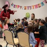 NO MATTER Captain silly entertaining children