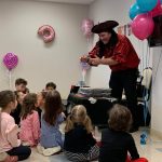 WITH REALLY Captain silly entertaining children